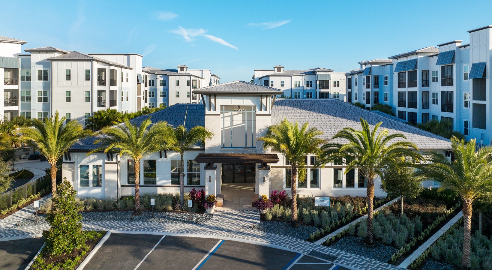 Aventon-Alaira-Exteriors-Club-Aerial-Morning-High-36df5fc2e85cfba7246964eeb7f8e124