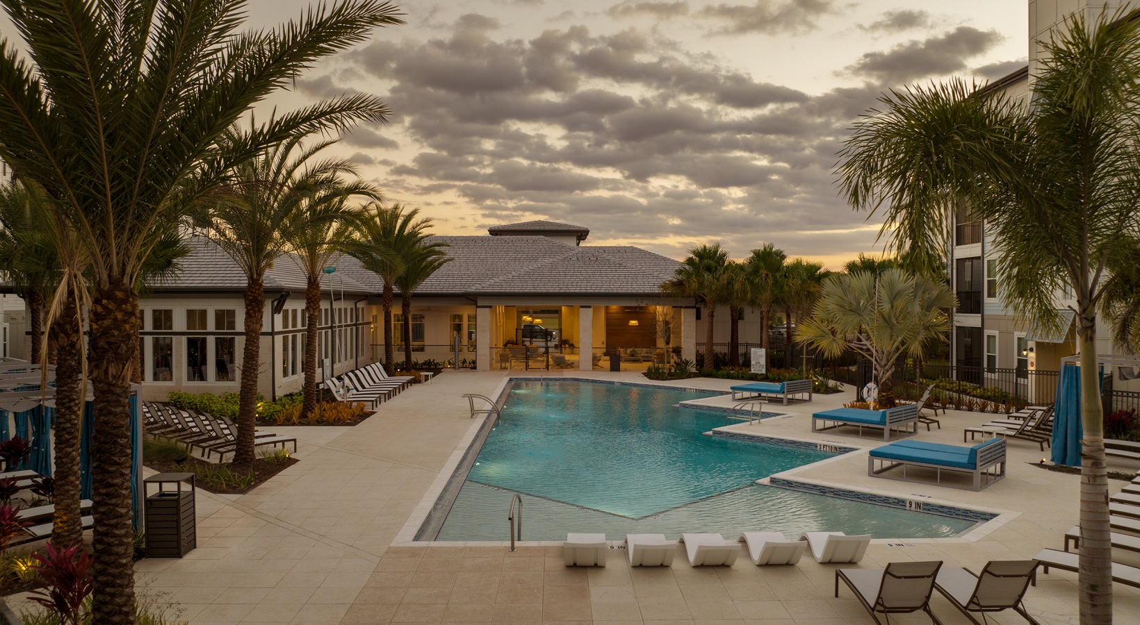 Aventon-Alaira-Pool-Late-Sunset-Close-Aerial-95f1673d1cb290a2bb1e4a726e784cfe