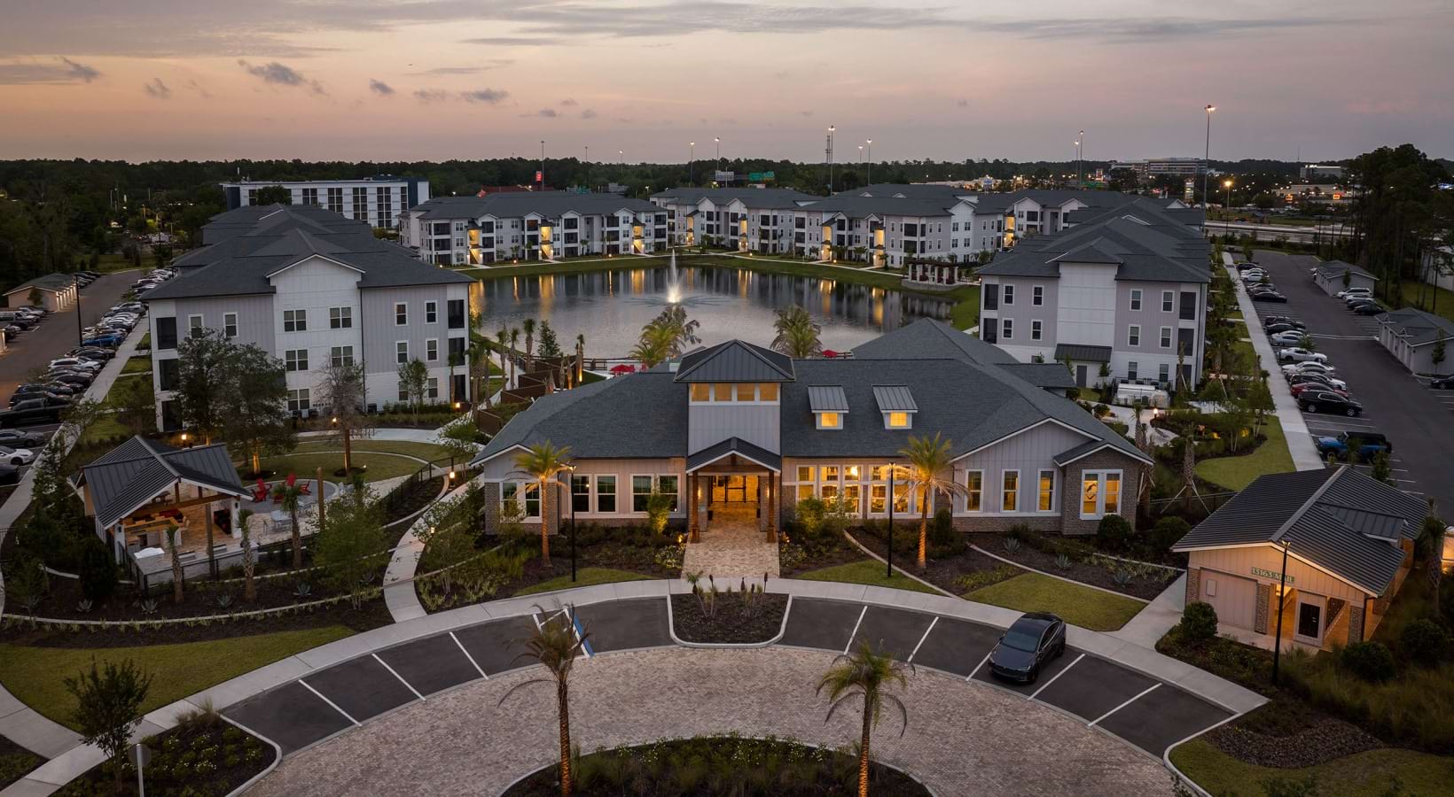 Aventon-Soraya-Aerial-Dusk-Birds-Eye-to-Club