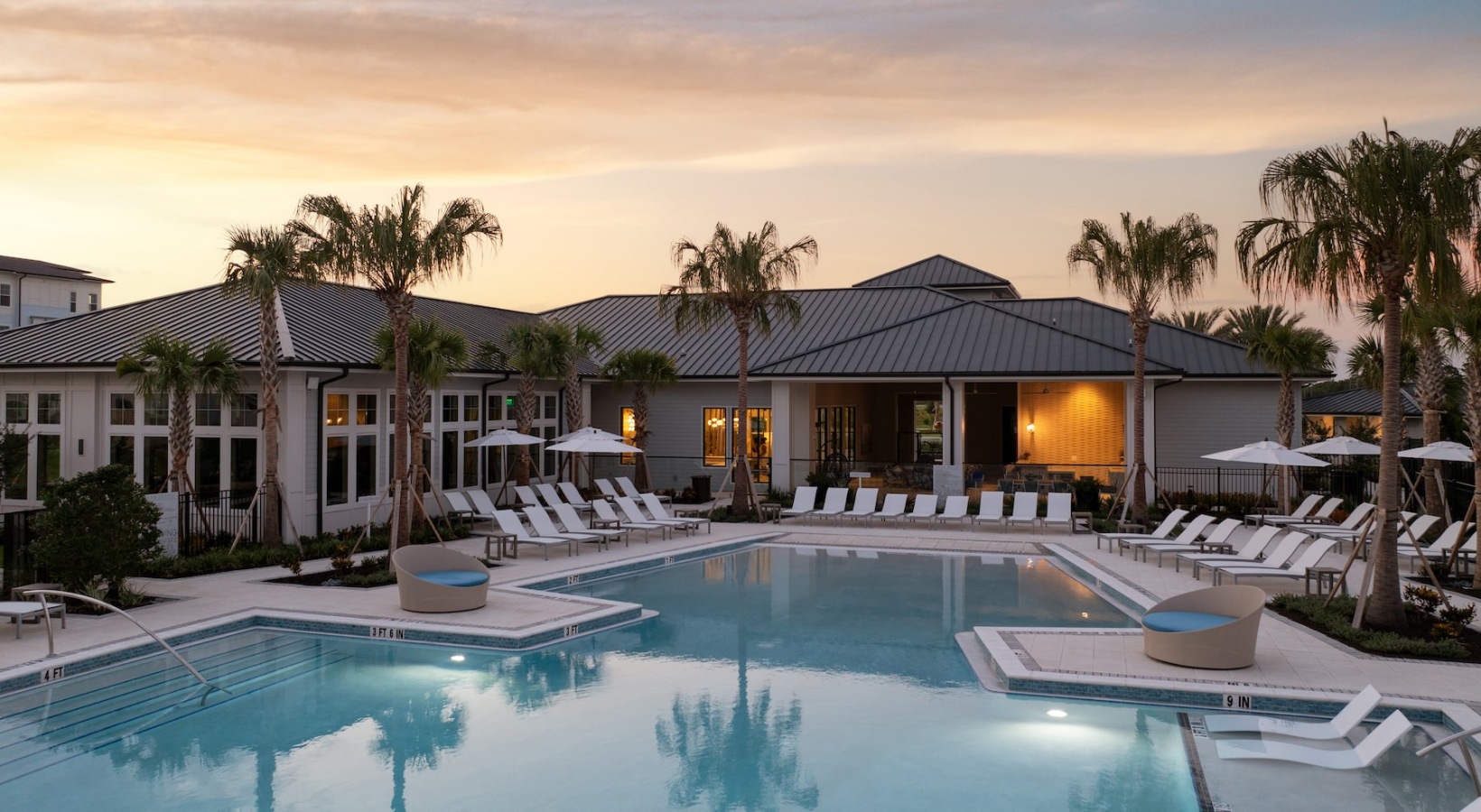 44-Aventon-Meadows-Pool2