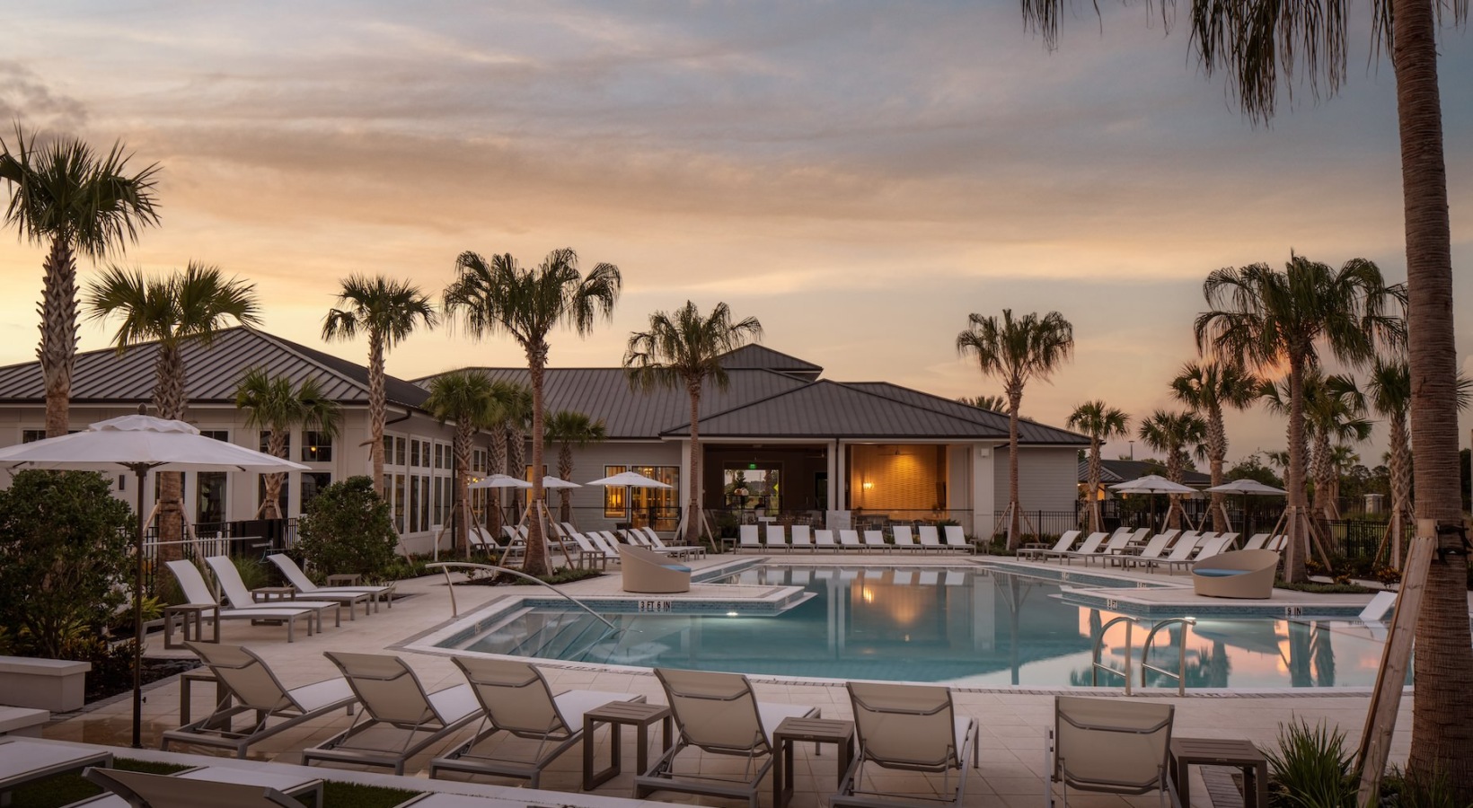 47-Aventon-Meadows-Pool4