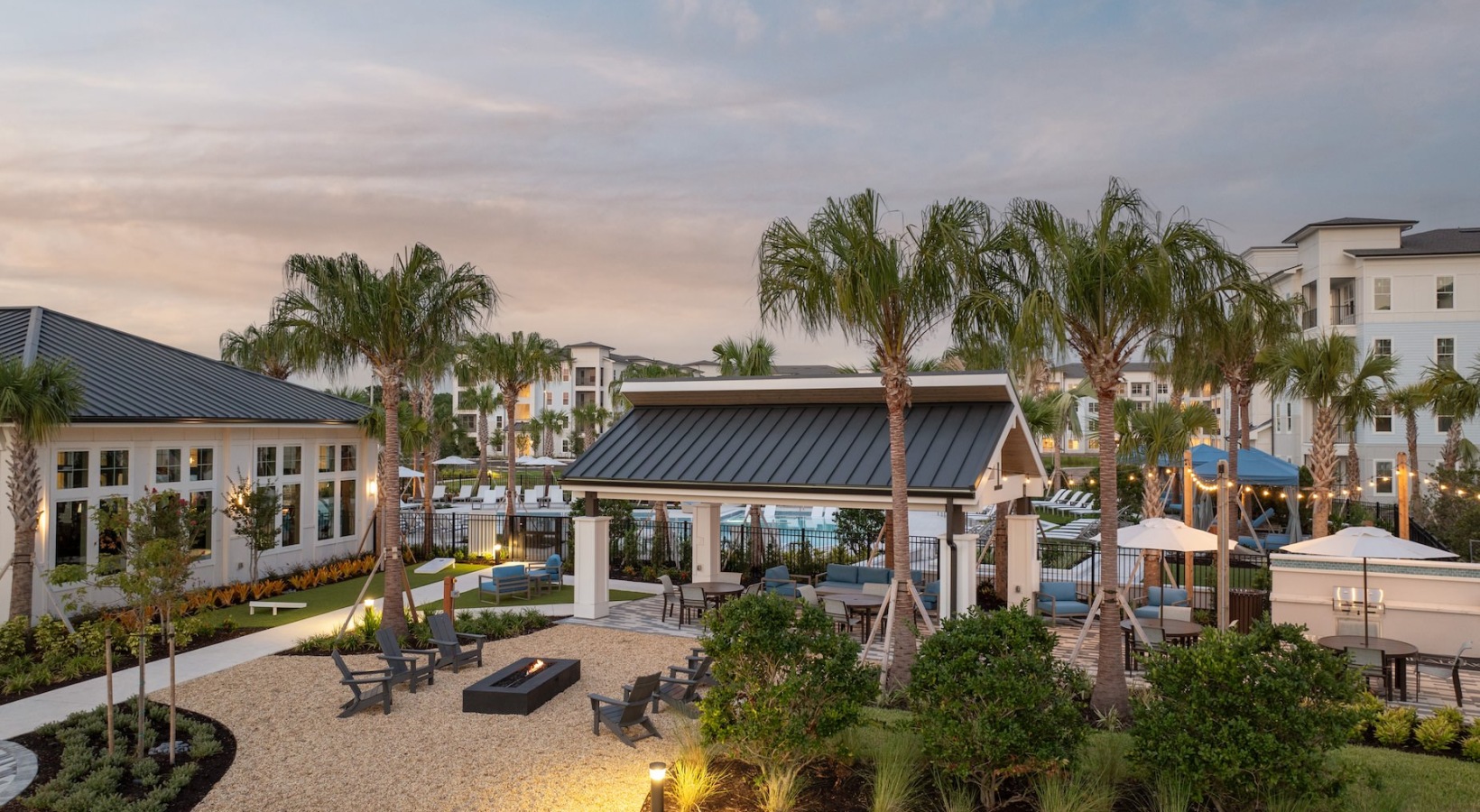 54-Aventon-Meadows-Outdoor-Dining1