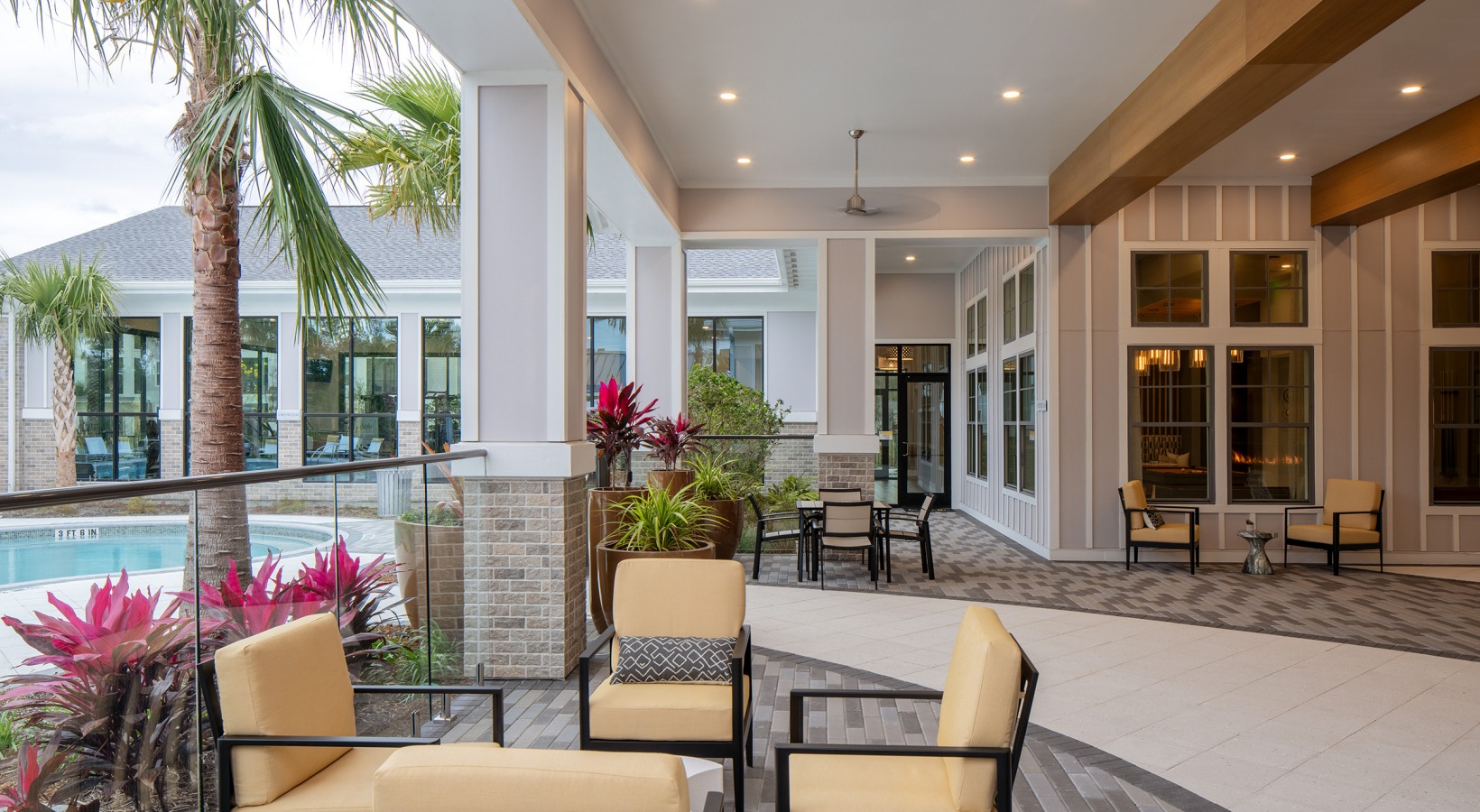 Aventon-Isabelle-Outdoor-Lanai