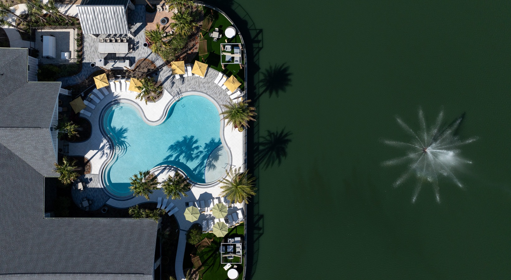 Aventon-Isabelle-Pool-Overhead