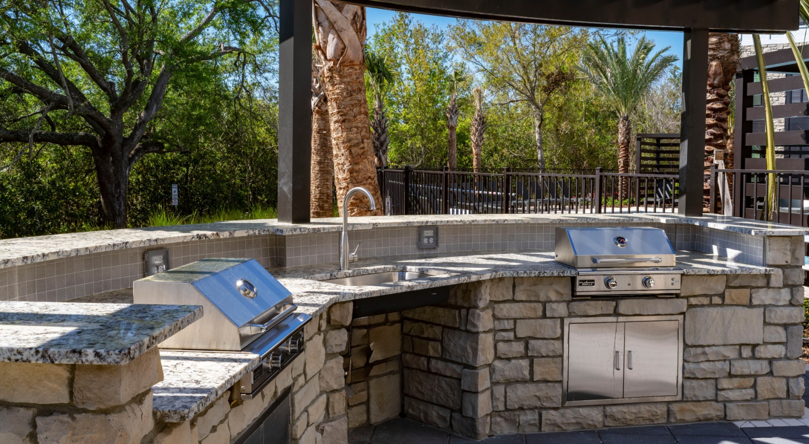 m-The_Sarah_3-11-25_016-1-54130234f5f6912b7a43b3db544b612e