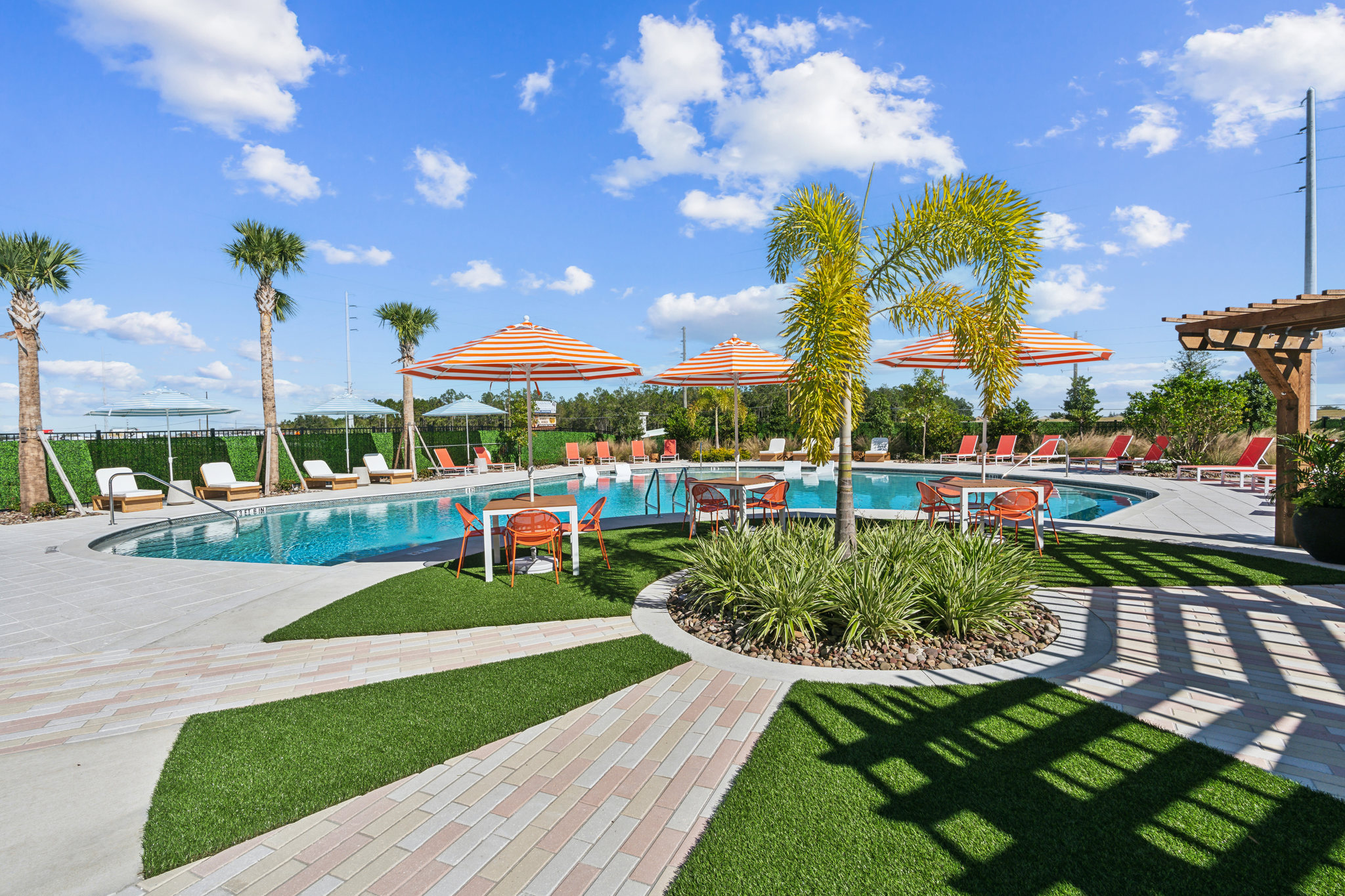 1005_Brentwood_Dr_Davenport_FL_33837_USA-Exterior-A7405315