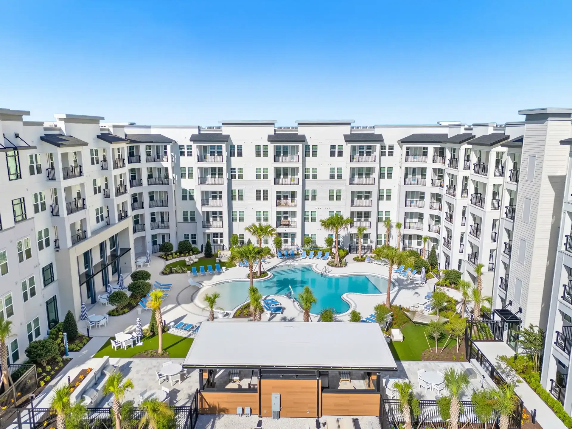 building-exterior-3-tides-at-palm-bay-1920×1440