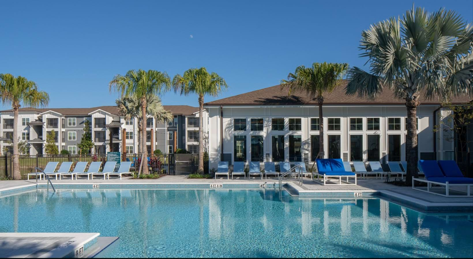 34-Aventon-Lake-Conway-Pool2-edbc258bcb6632fd5506970e4661a97a